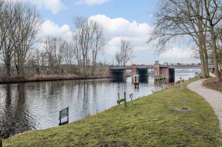 Foto 48 van Conradstraat 11