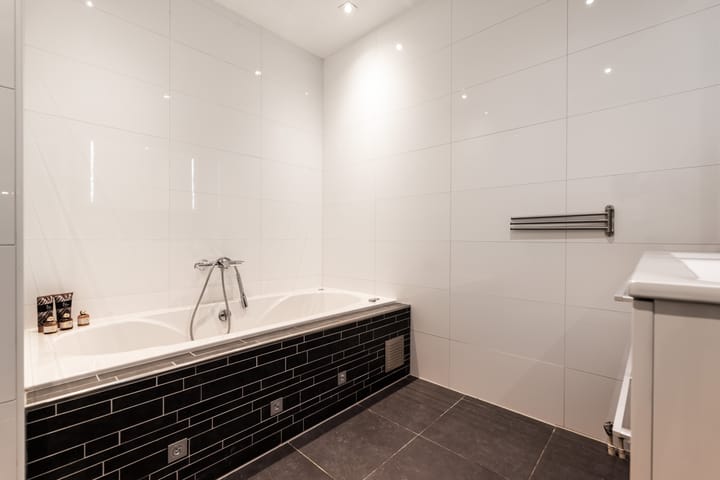 Photo 35 of van Maanenstraat 94