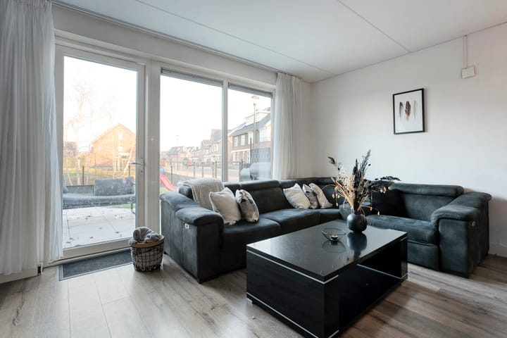 Foto 9 van Stekelbaars 76