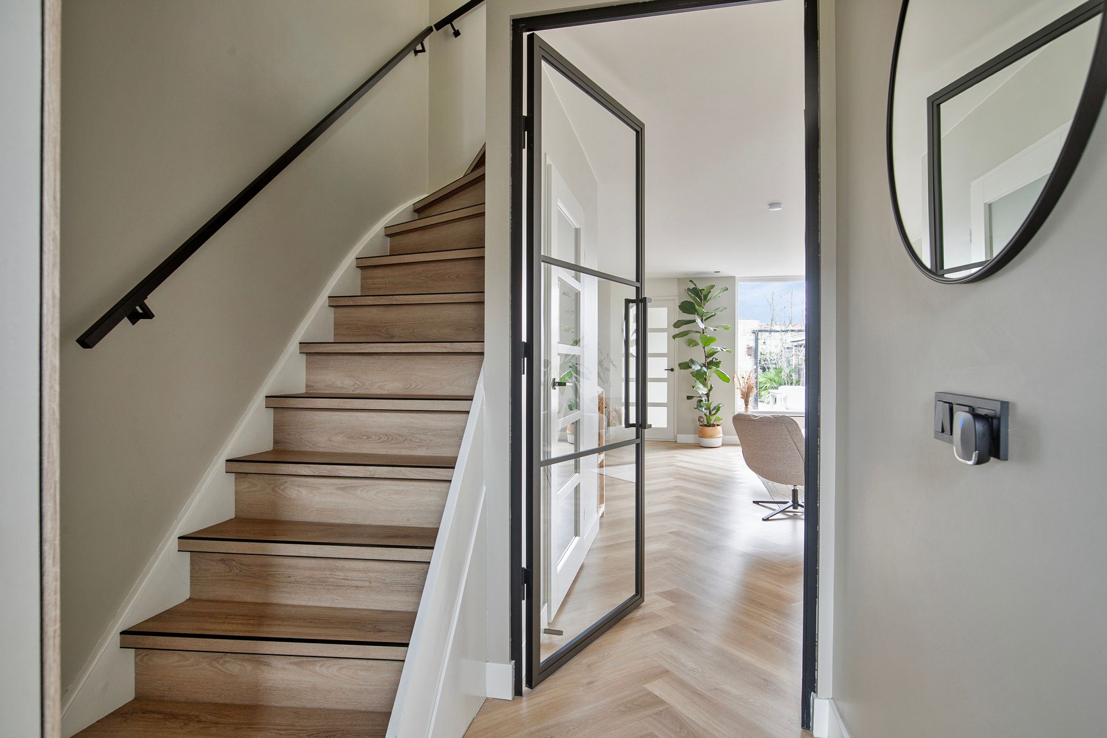 Foto 6 van Lange Voren 74