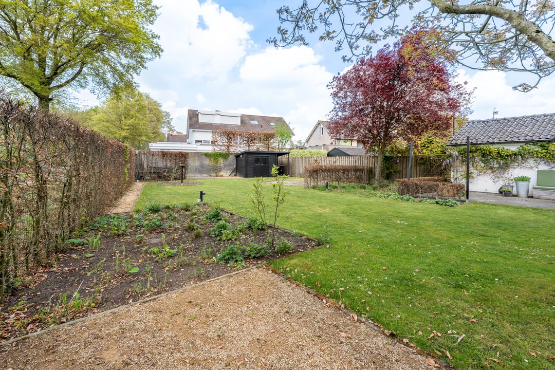 Photo 37 of Heuvelstraat 64