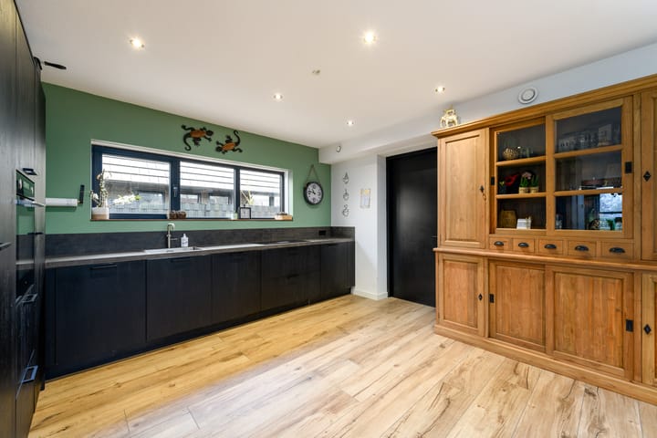 Foto 10 van Kletsterlaan 1-B