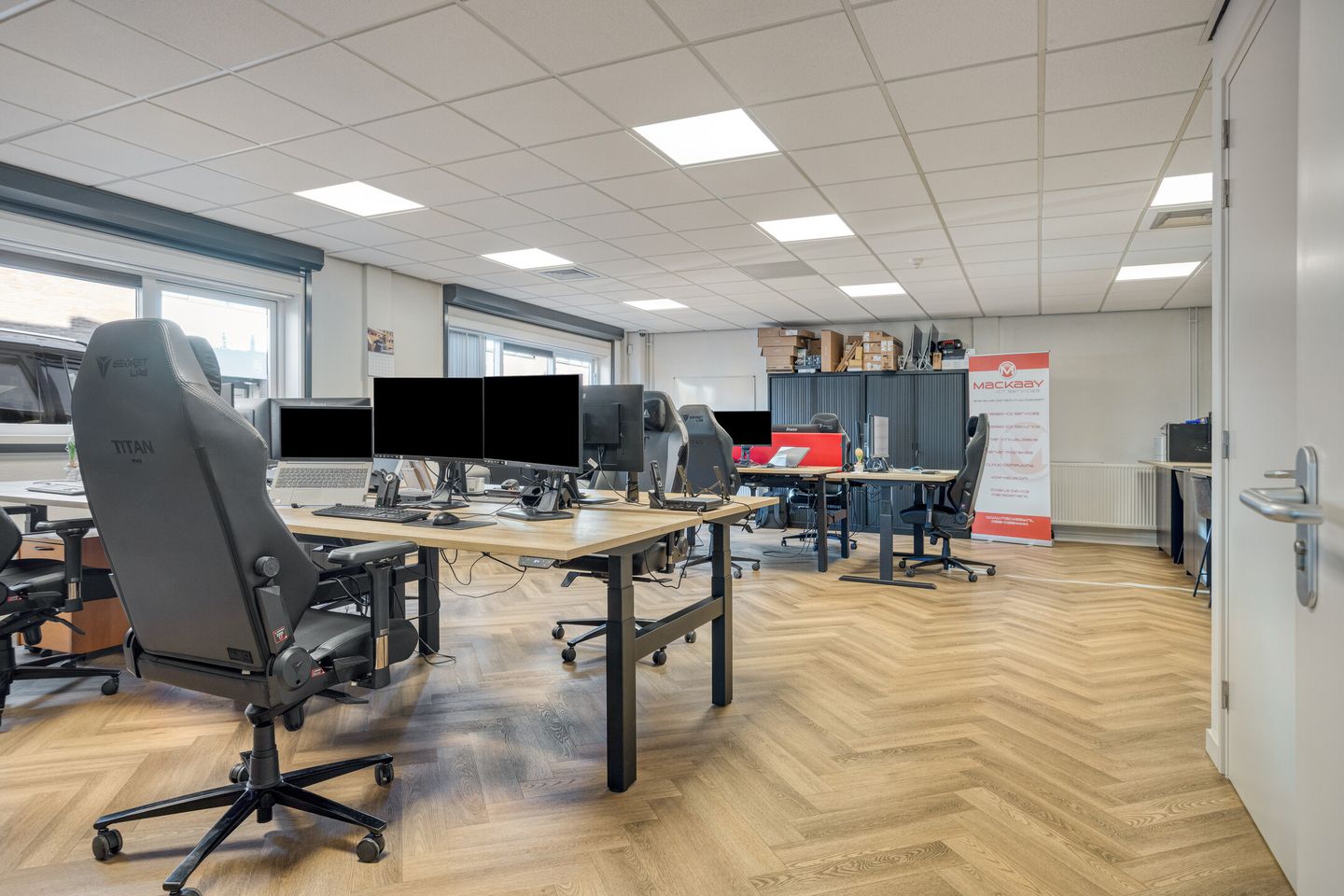 Bekijk foto 2 van Boslaan 29