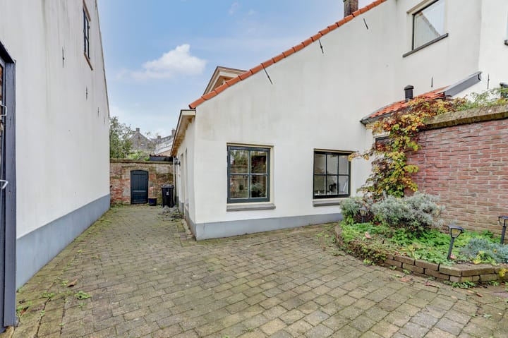 Photo 42 of Dijkstraat 16