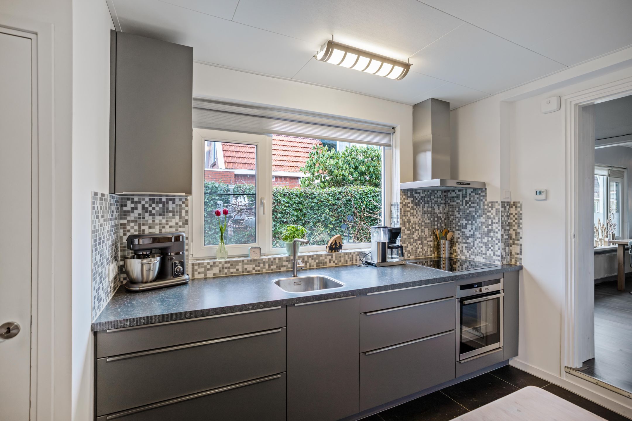 Foto 12 van Burg v Roijenstr Oost 204