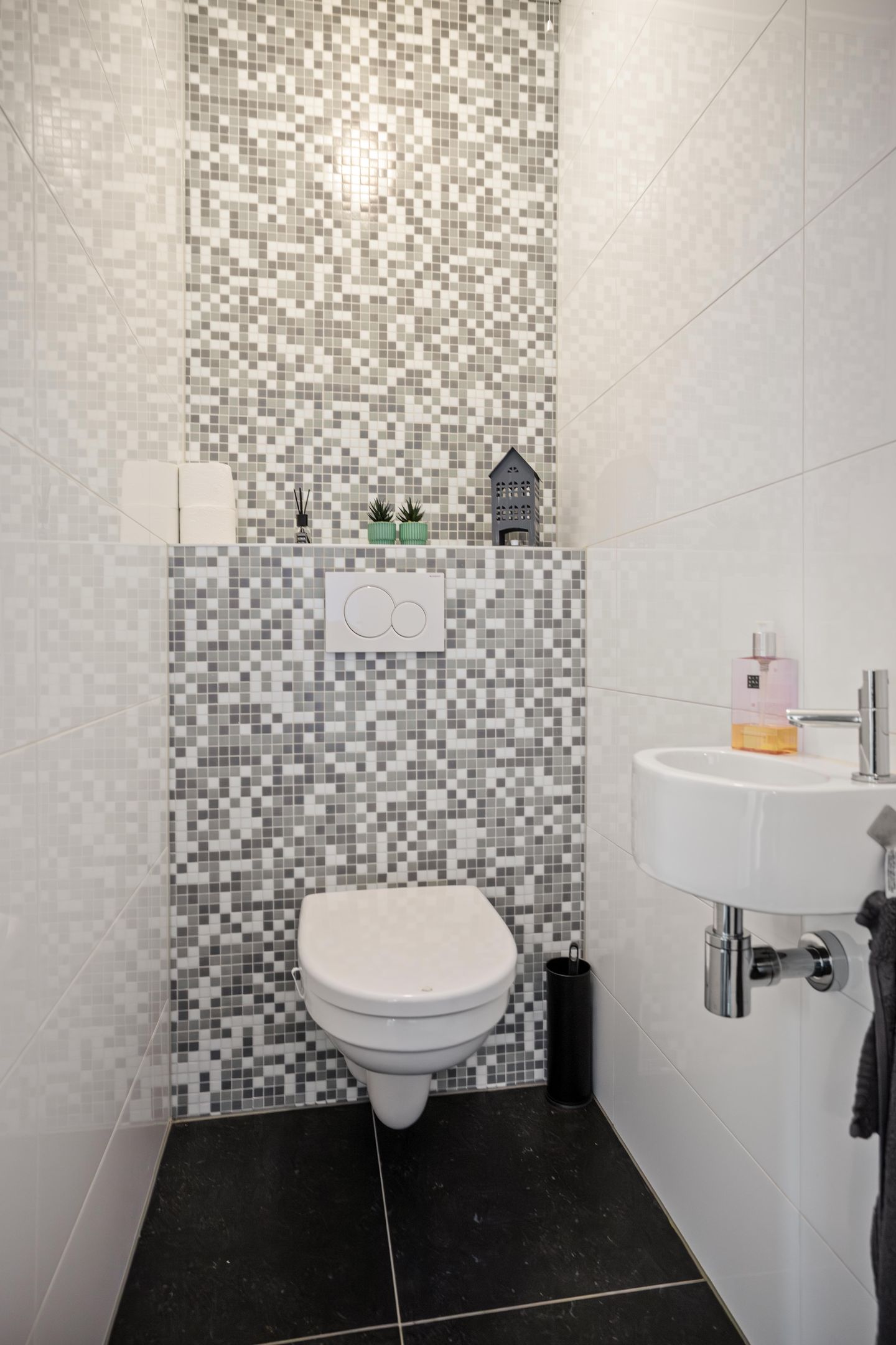 Foto 20 van Burg v Roijenstr Oost 204