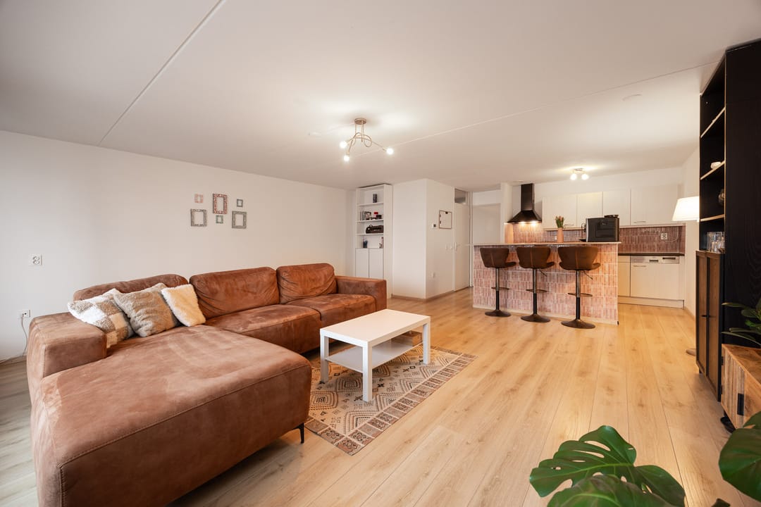 Photo 8 of van Berckelstraat 5