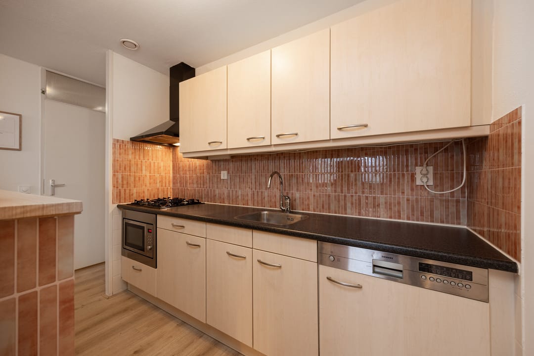 Photo 16 of van Berckelstraat 5