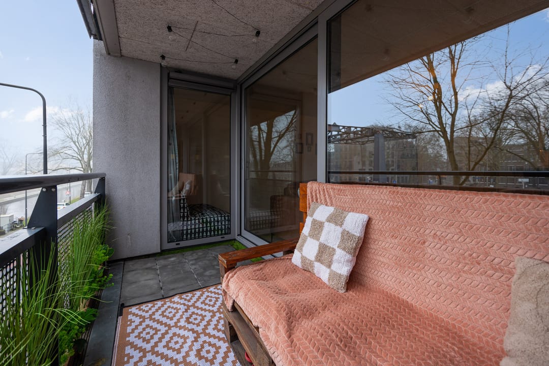 Photo 17 of van Berckelstraat 5