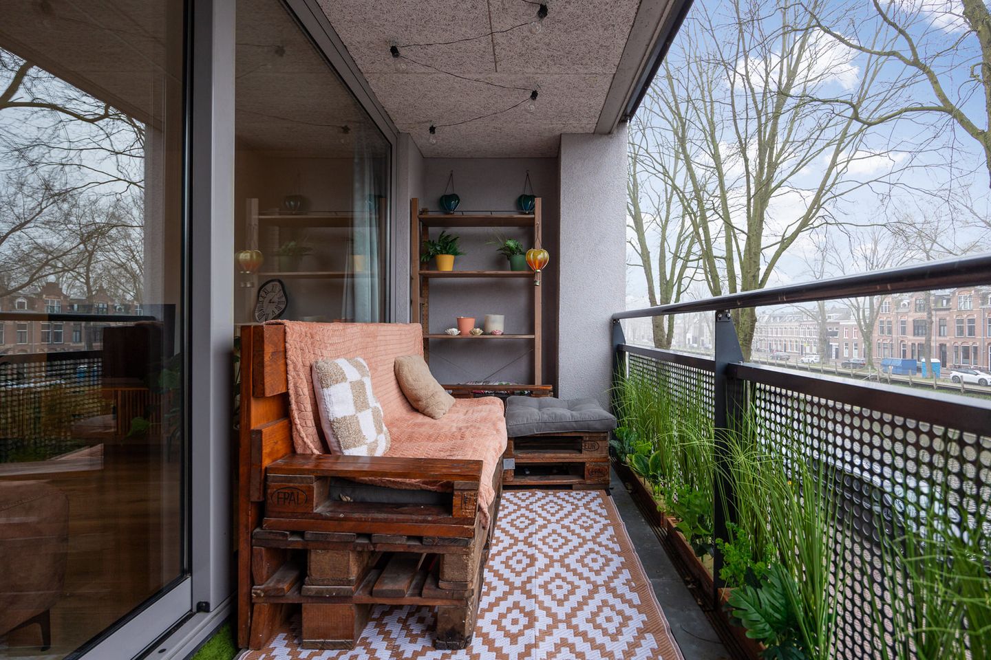 Photo 19 of van Berckelstraat 5