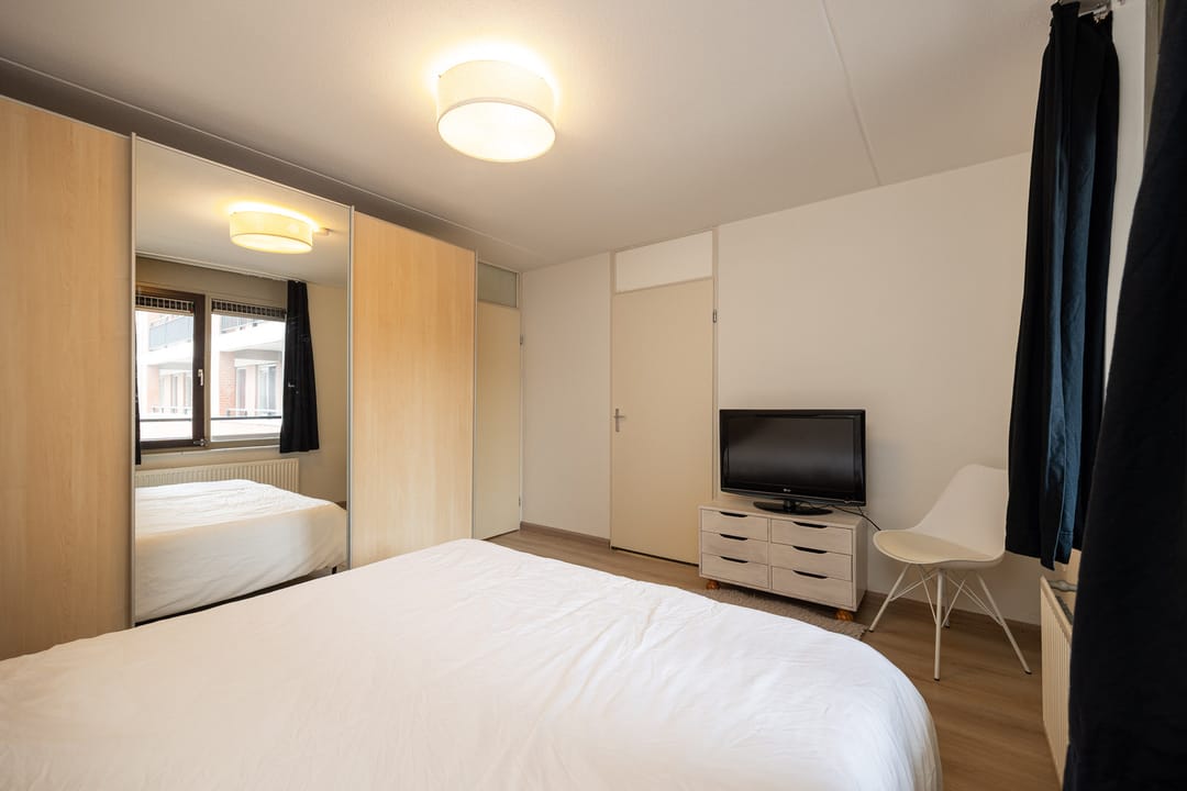 Photo 22 of van Berckelstraat 5