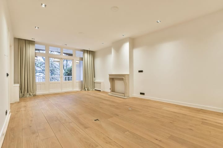 Photo 2 of De Lairessestraat 172-F