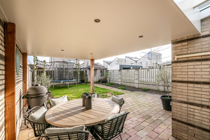 Foto 25 van Ringelenburg 13