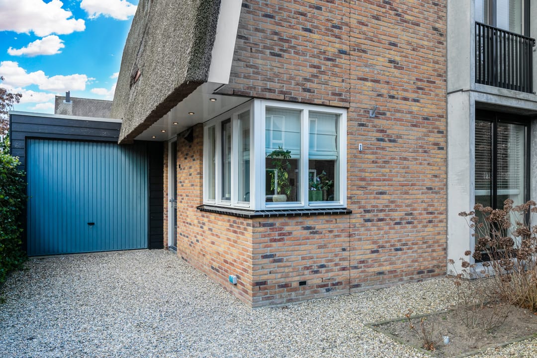 Foto 8 van Riezebezem 1