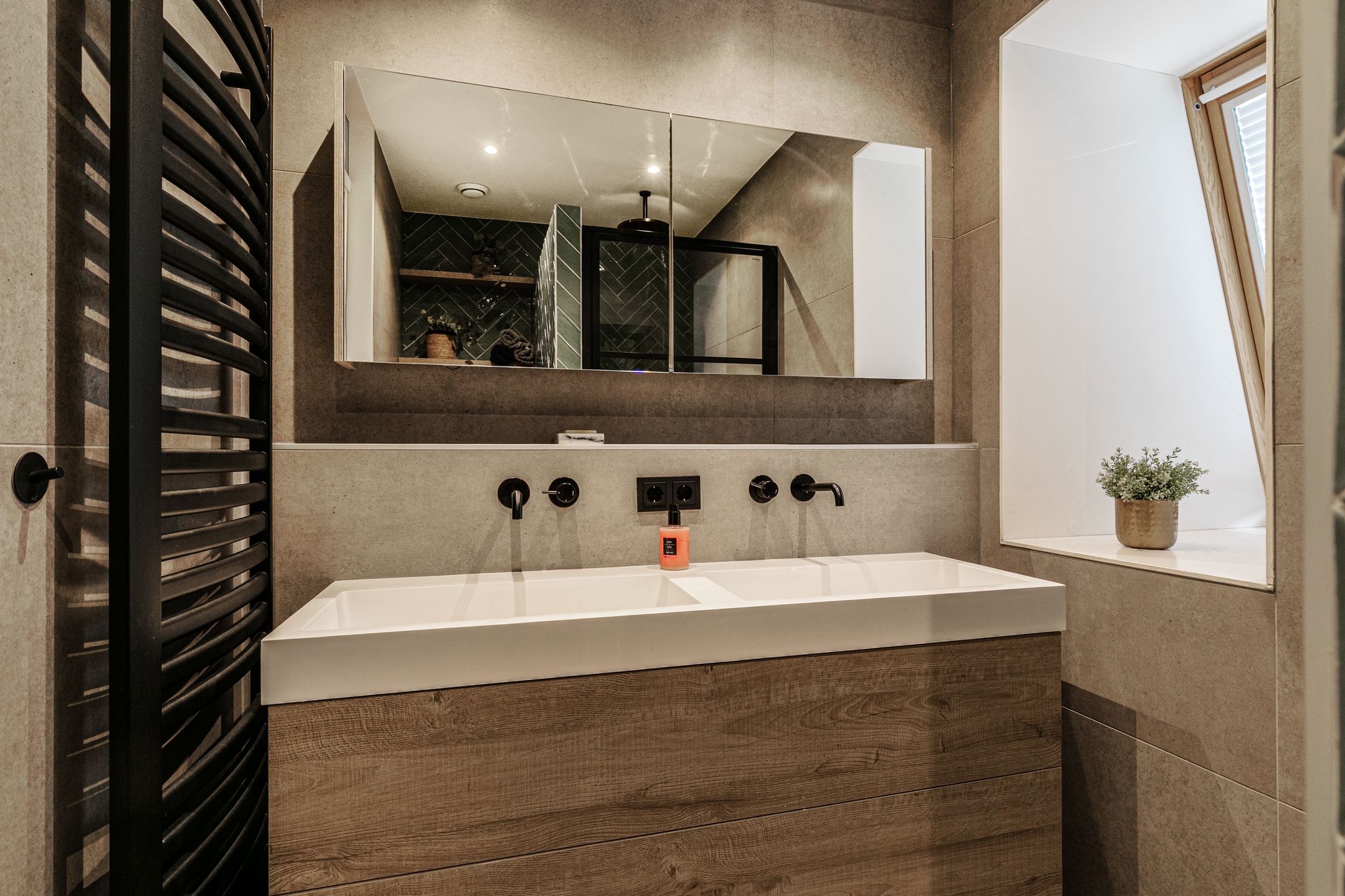 Foto 27 van Riezebezem 1