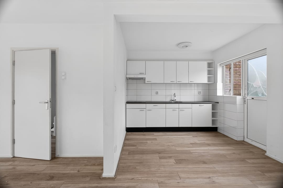 Photo 8 of Fokkerstraat 43