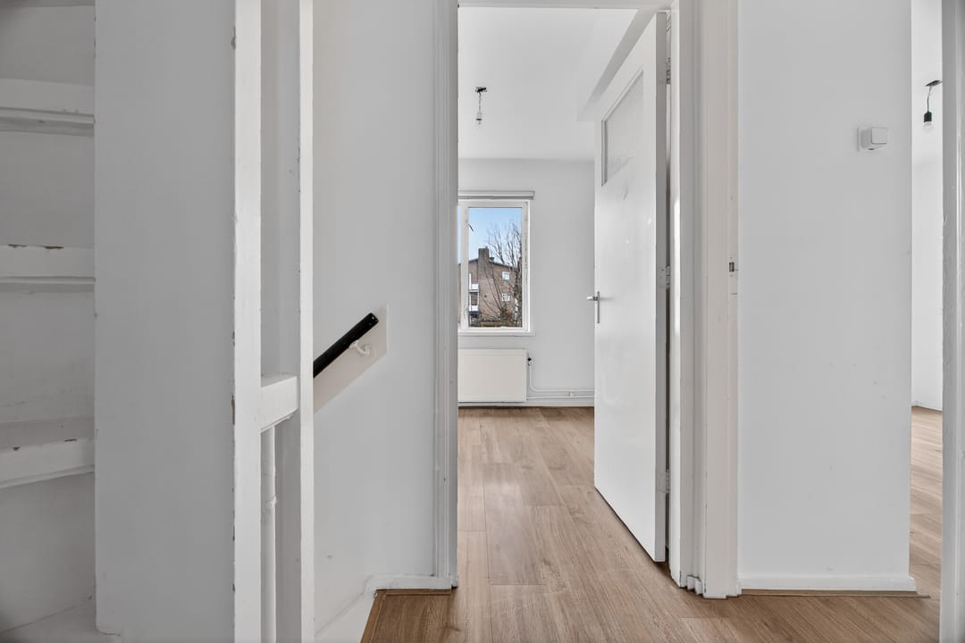 Photo 16 of Fokkerstraat 43