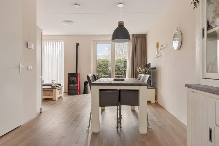 Photo 11 of Pastorielaan 68