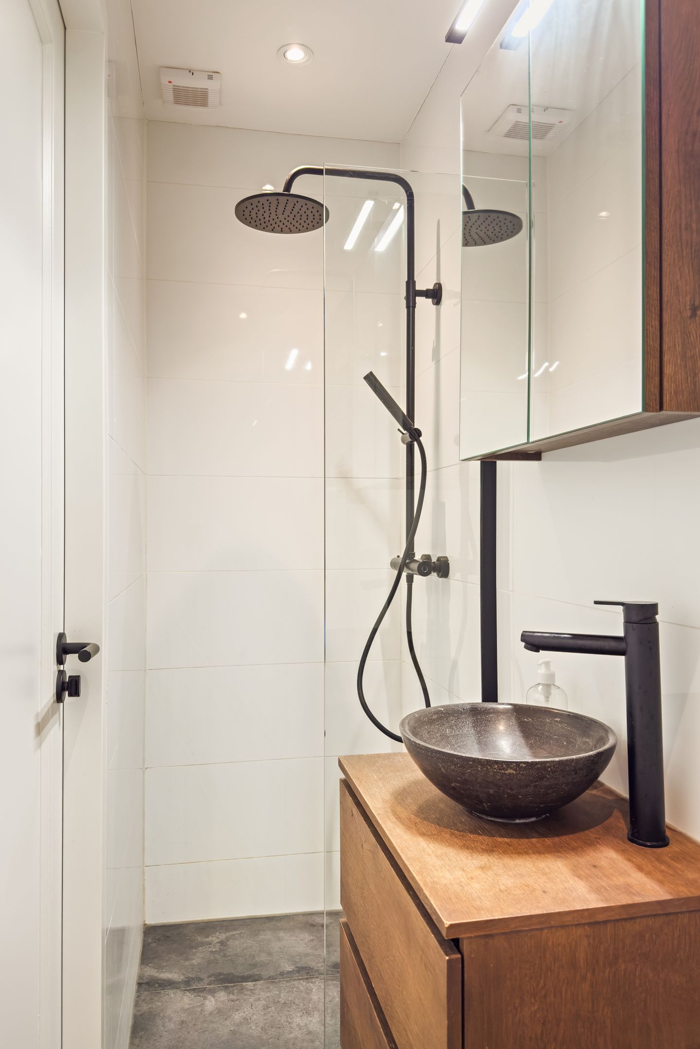 Photo 25 of Haarlemmerdijk 30-4