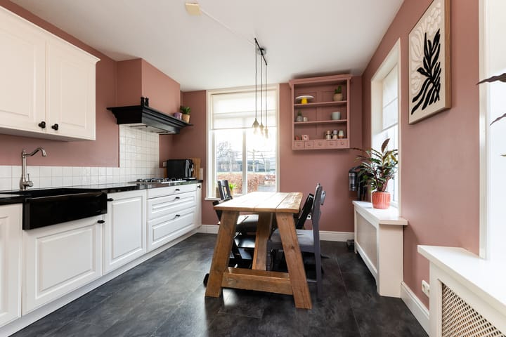 Photo 4 of Bovenheigraaf 118-A