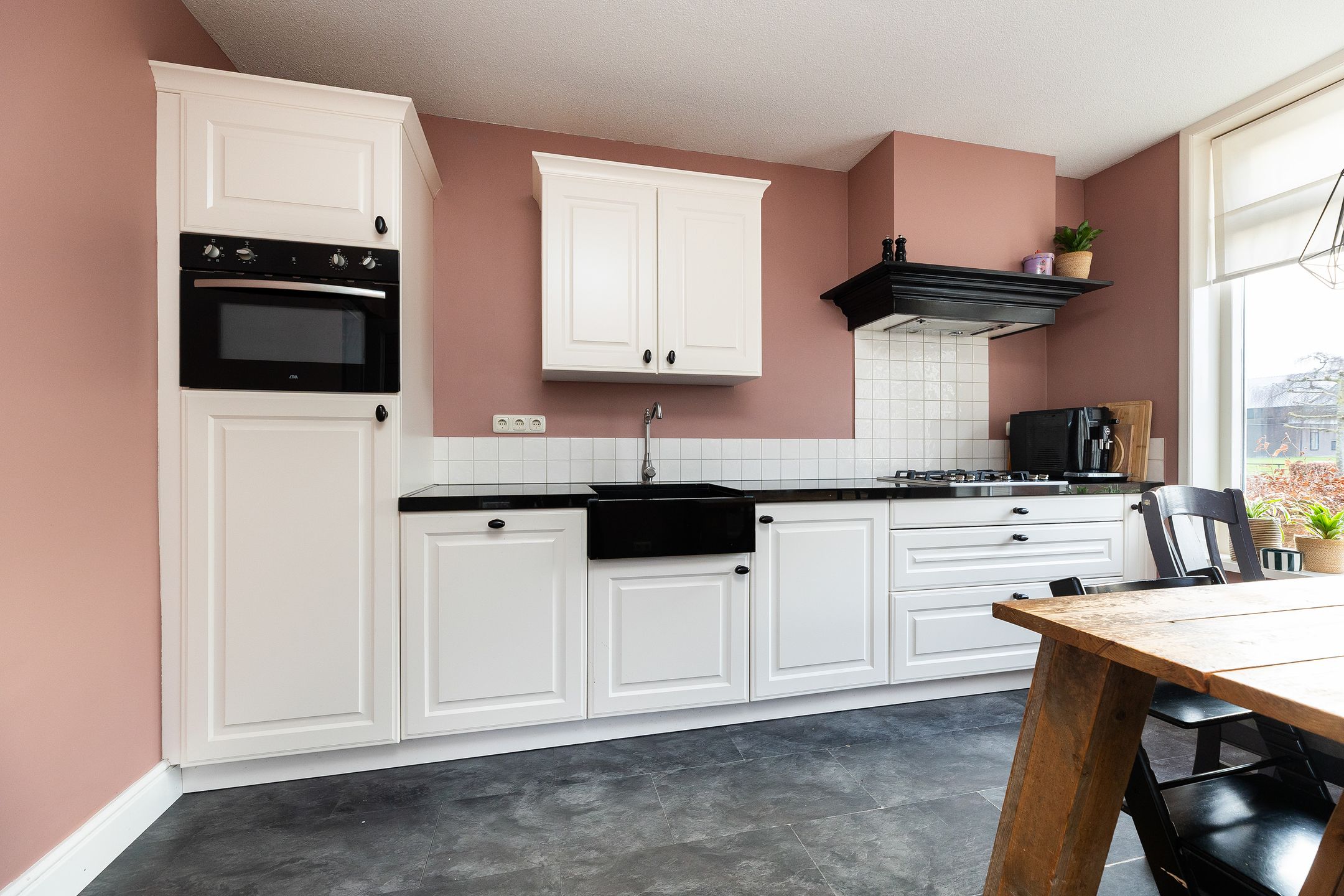 Photo 18 of Bovenheigraaf 118-A