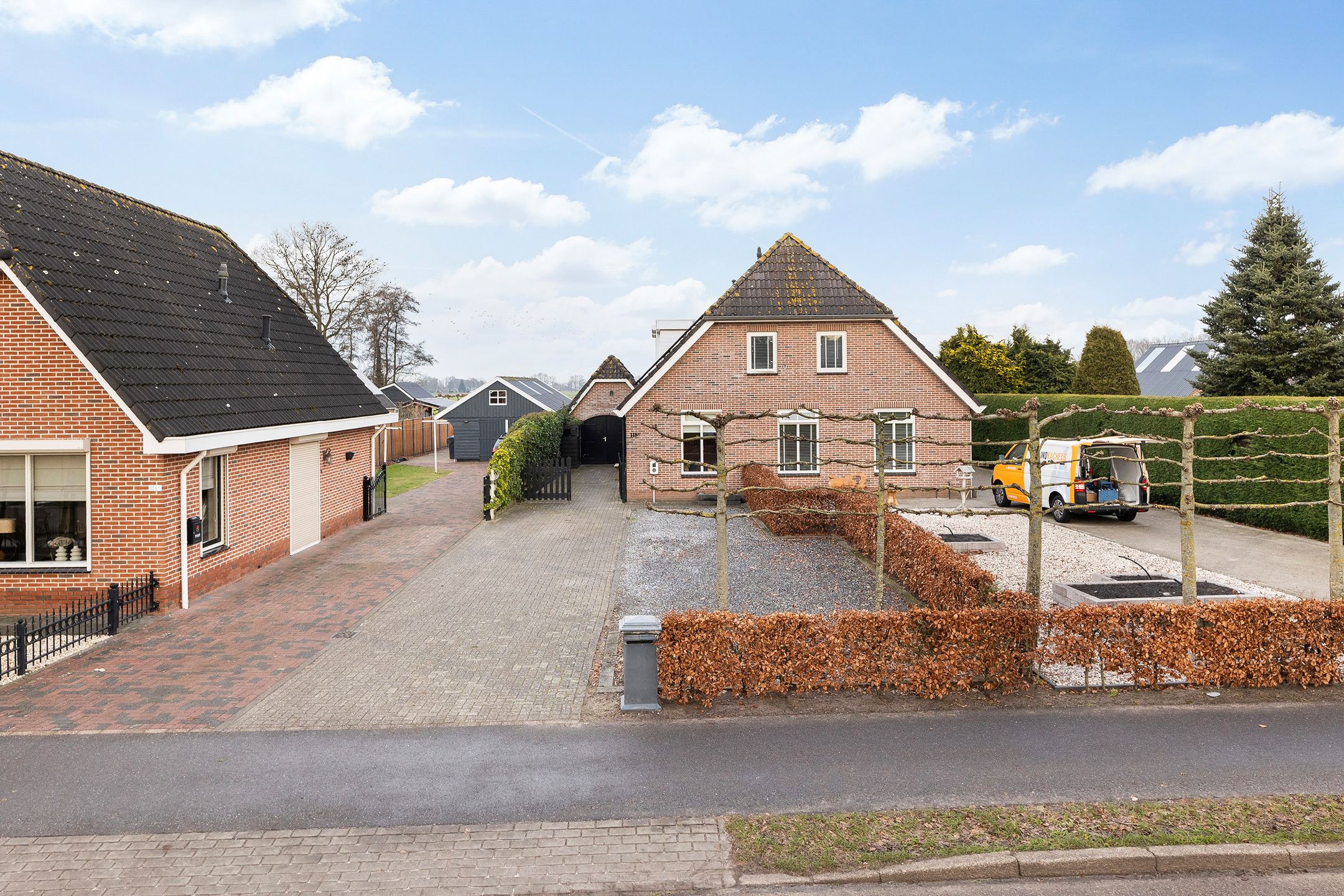 Photo 33 of Bovenheigraaf 118-A