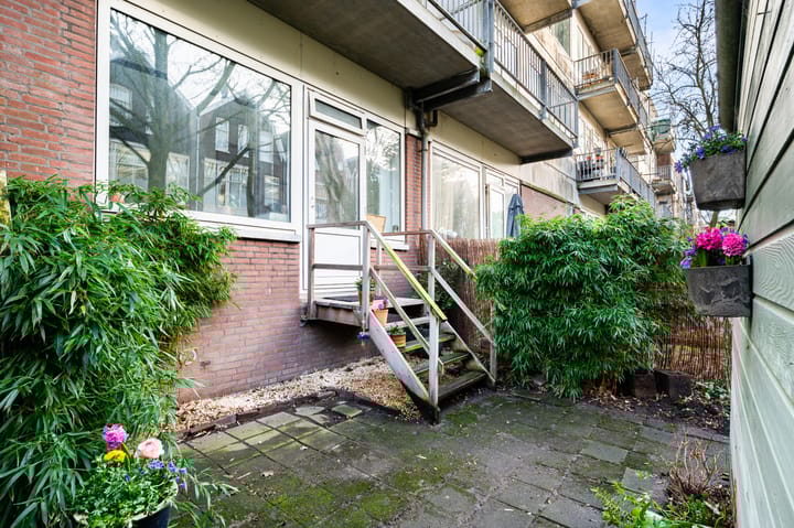 Foto 3 van Van der Poelstraat 15-A