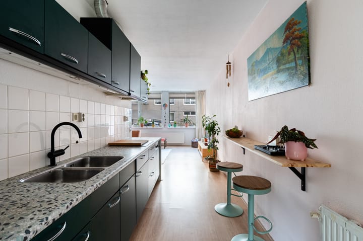 Foto 16 van Van der Poelstraat 15-A