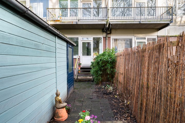 Foto 25 van Van der Poelstraat 15-A