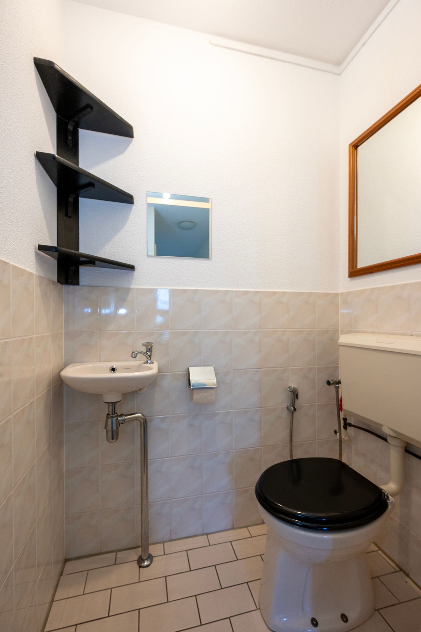 Photo 10 of Januaristraat 82