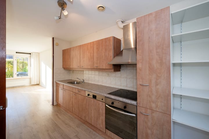 Foto 16 van Januaristraat 82