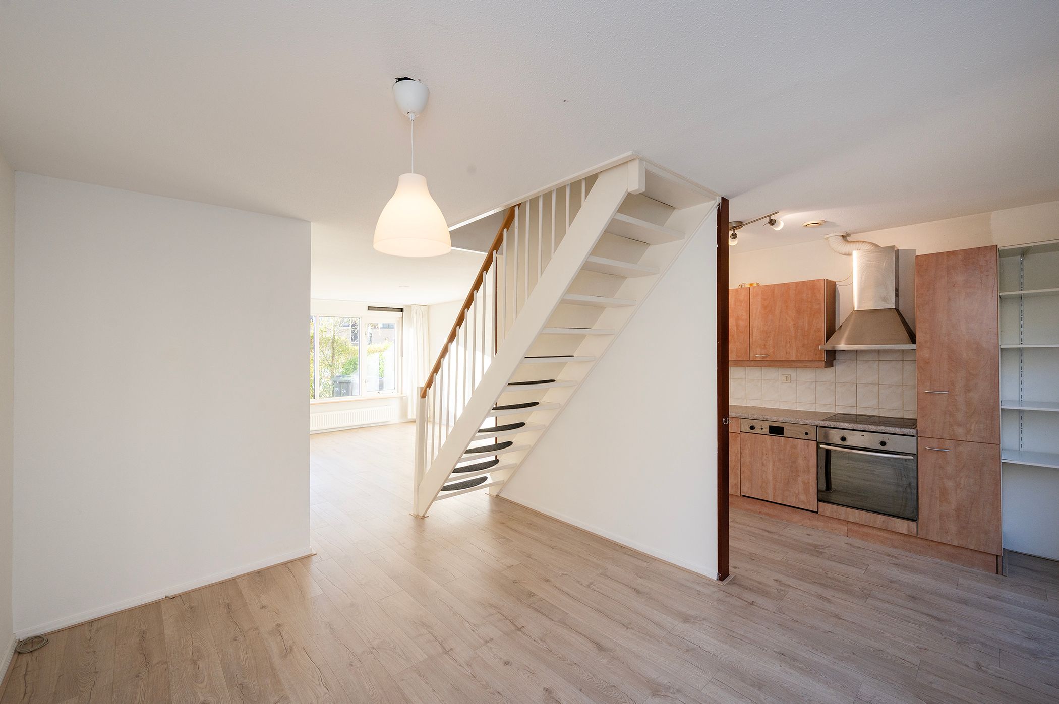 Photo 18 of Januaristraat 82