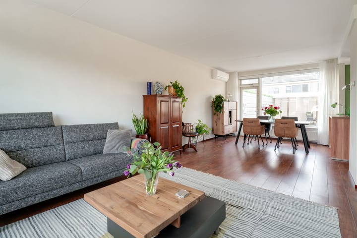 Photo 11 of Westeinde 83