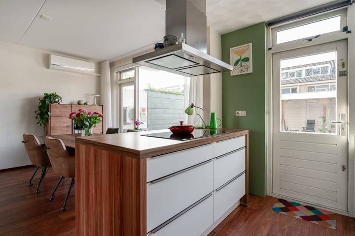 Photo 19 of Westeinde 83