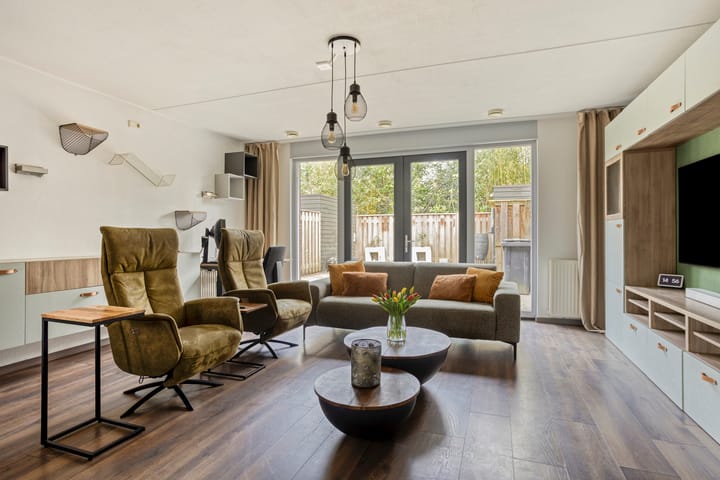 Photo 17 of Hendrik Veenemanstraat 52