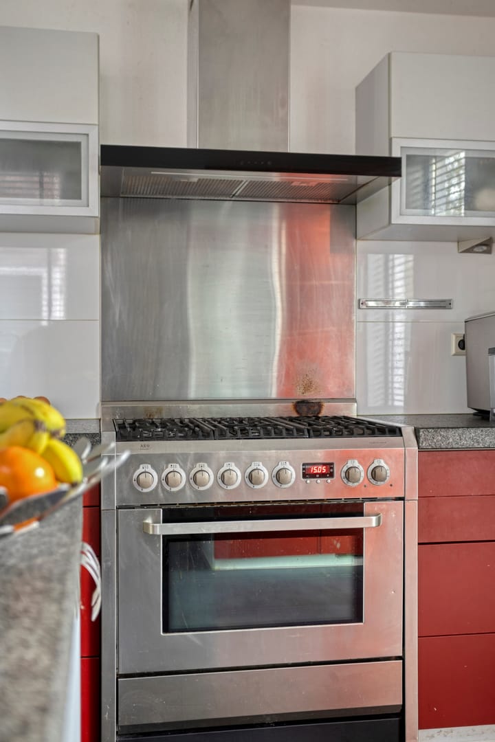 Photo 31 of Hendrik Veenemanstraat 52