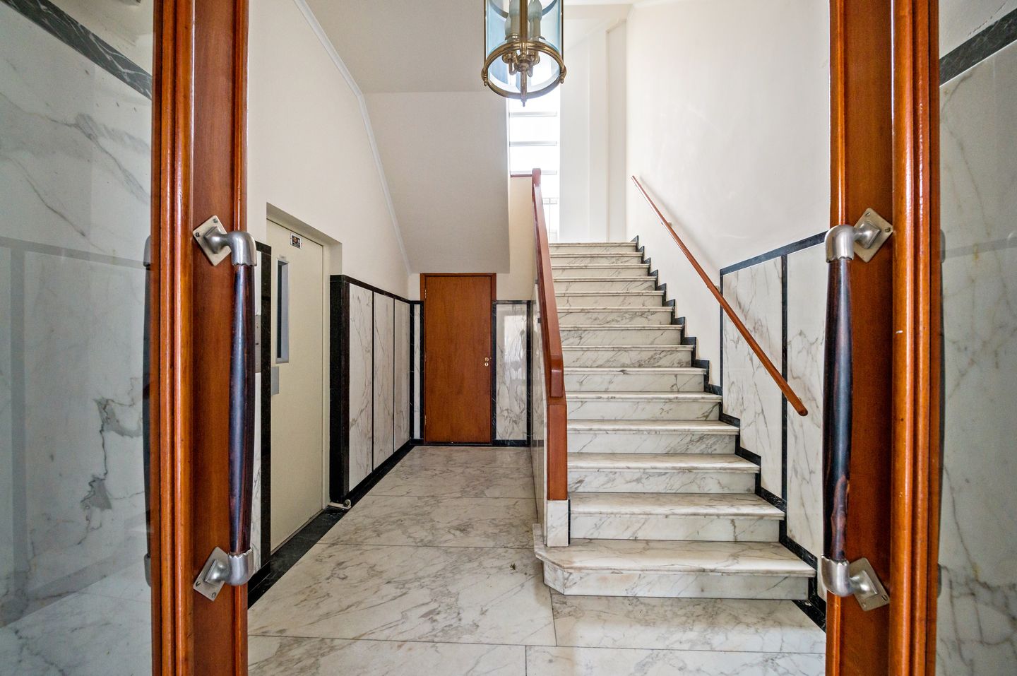 Foto 5 van De Eerensplein 14