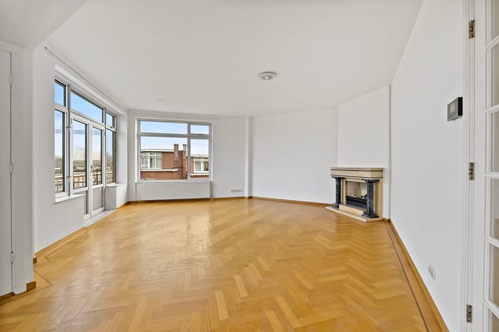 Foto 11 van De Eerensplein 14