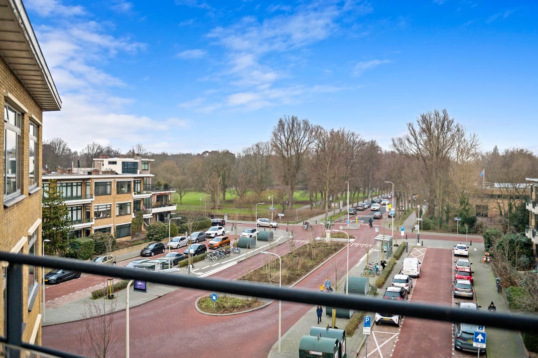 Foto 16 van De Eerensplein 14