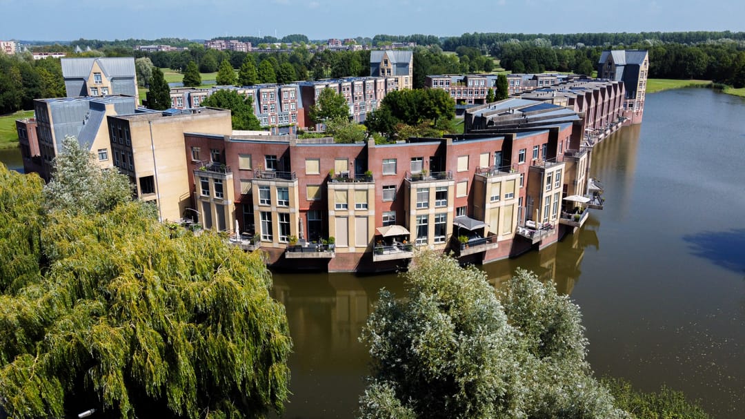 Photo 76 of Zwaenenstede 6
