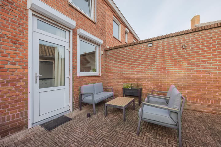 Foto 34 van van de Poelstraat 3