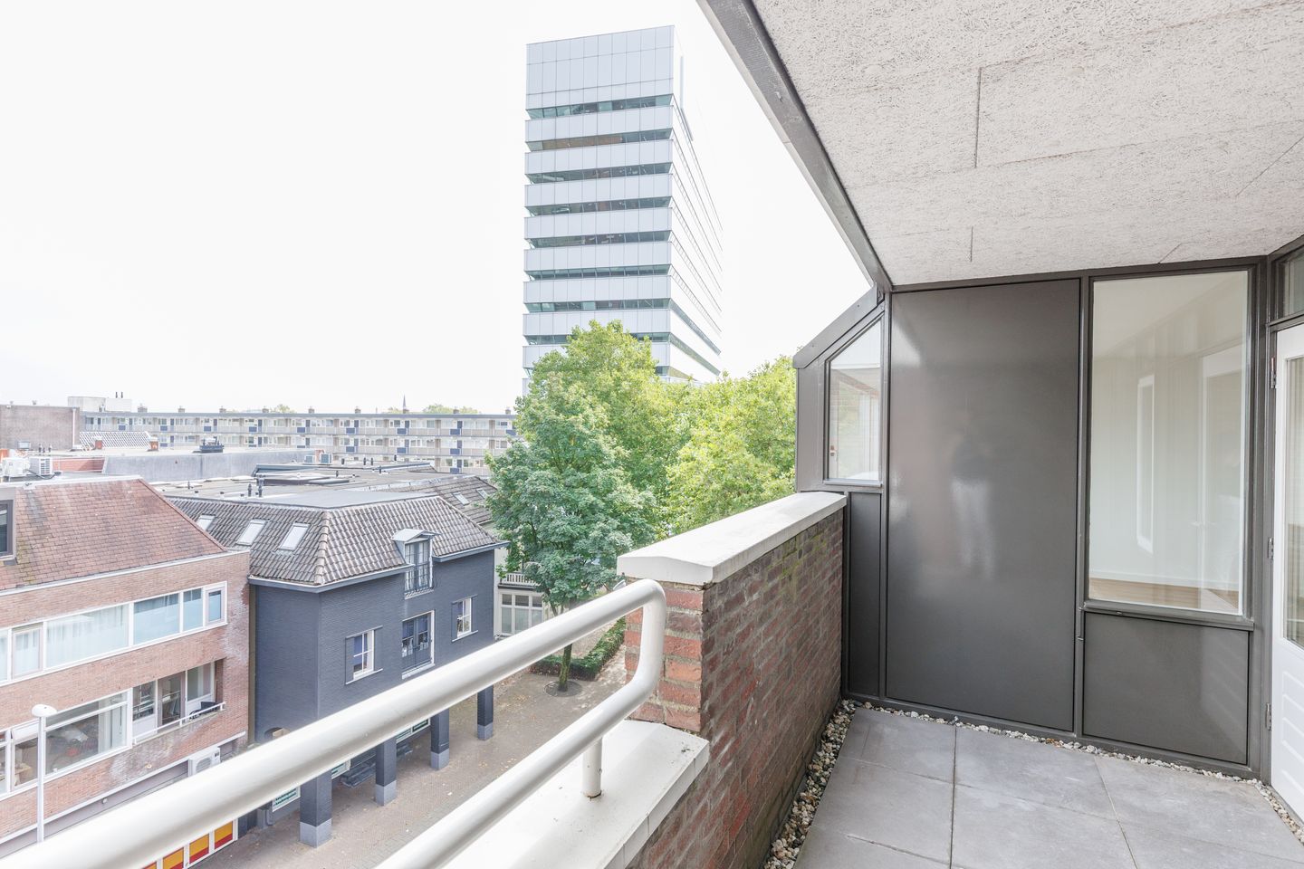 Foto 19 van Helfrichstraat 31