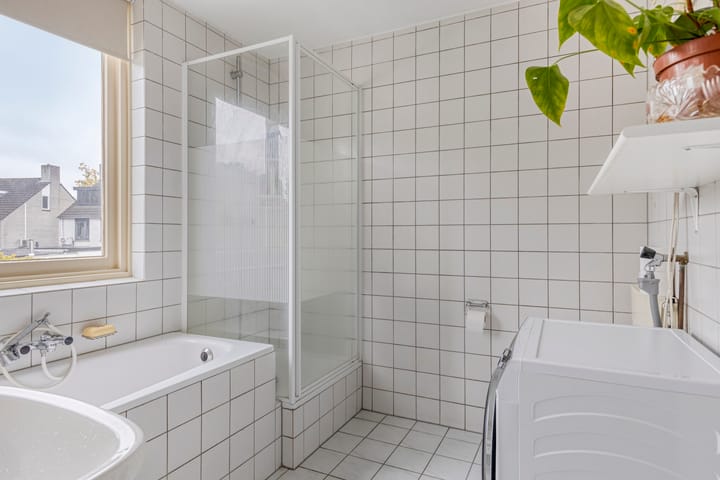 Foto 16 van Rhônelaan 16