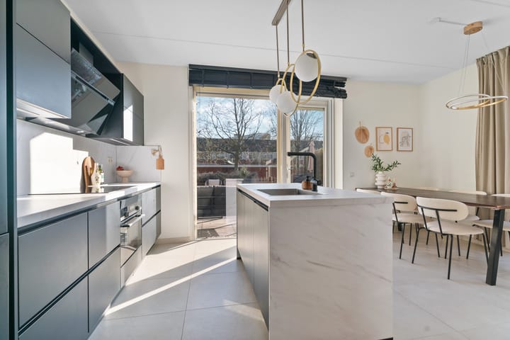 Photo 6 of Waterlelielaan 91