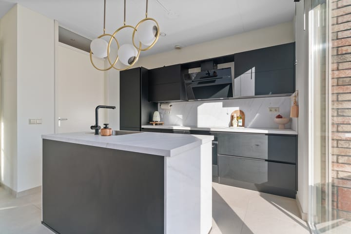 Photo 8 of Waterlelielaan 91