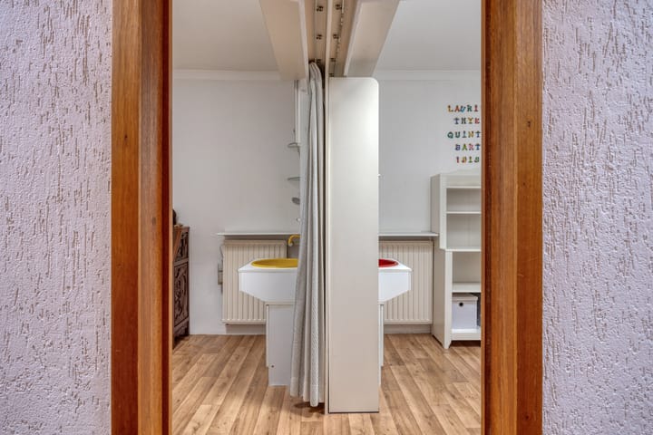 Foto 27 van Van Vurenstraat 8