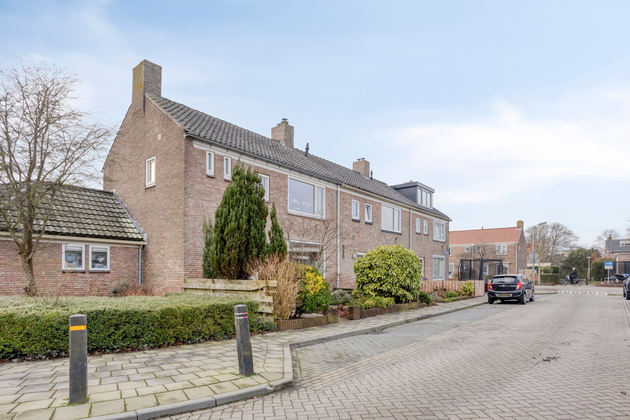 Photo 6 of Goudenregenstraat 6