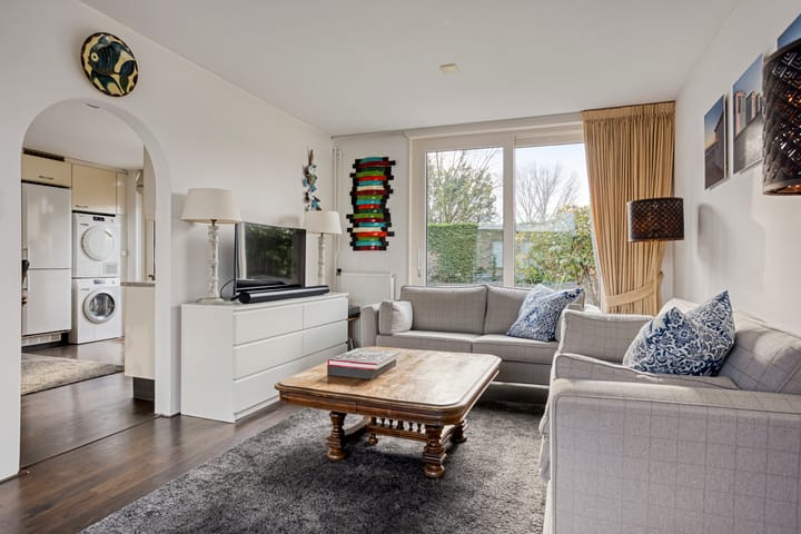 Photo 10 of Goudenregenstraat 6