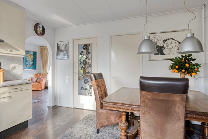 Photo 13 of Goudenregenstraat 6