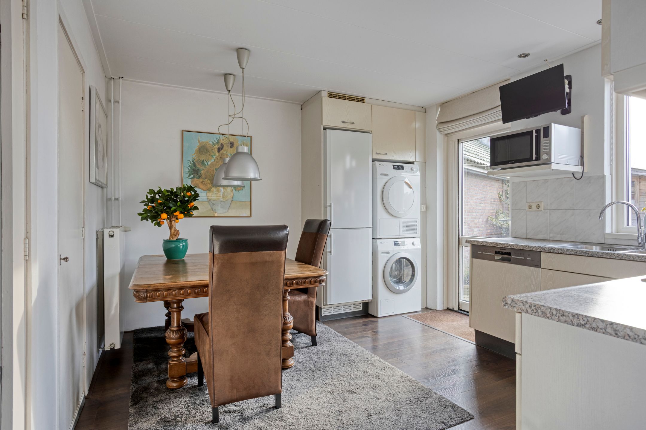 Photo 12 of Goudenregenstraat 6